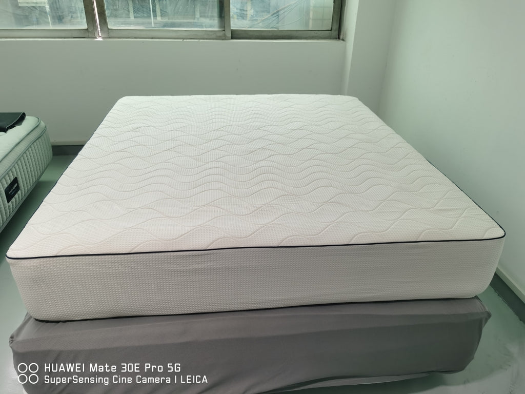 HL-02 Premium AI - Smart Mattress Cover